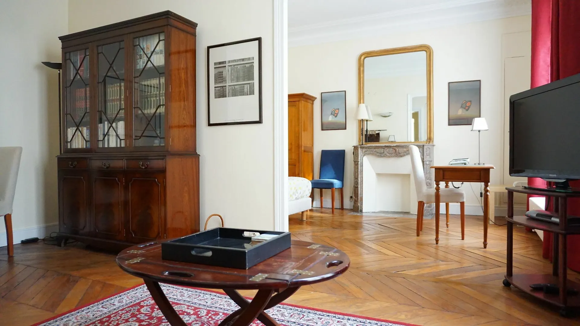 Apartment Miromesnil 2 Pieces 8 Paris